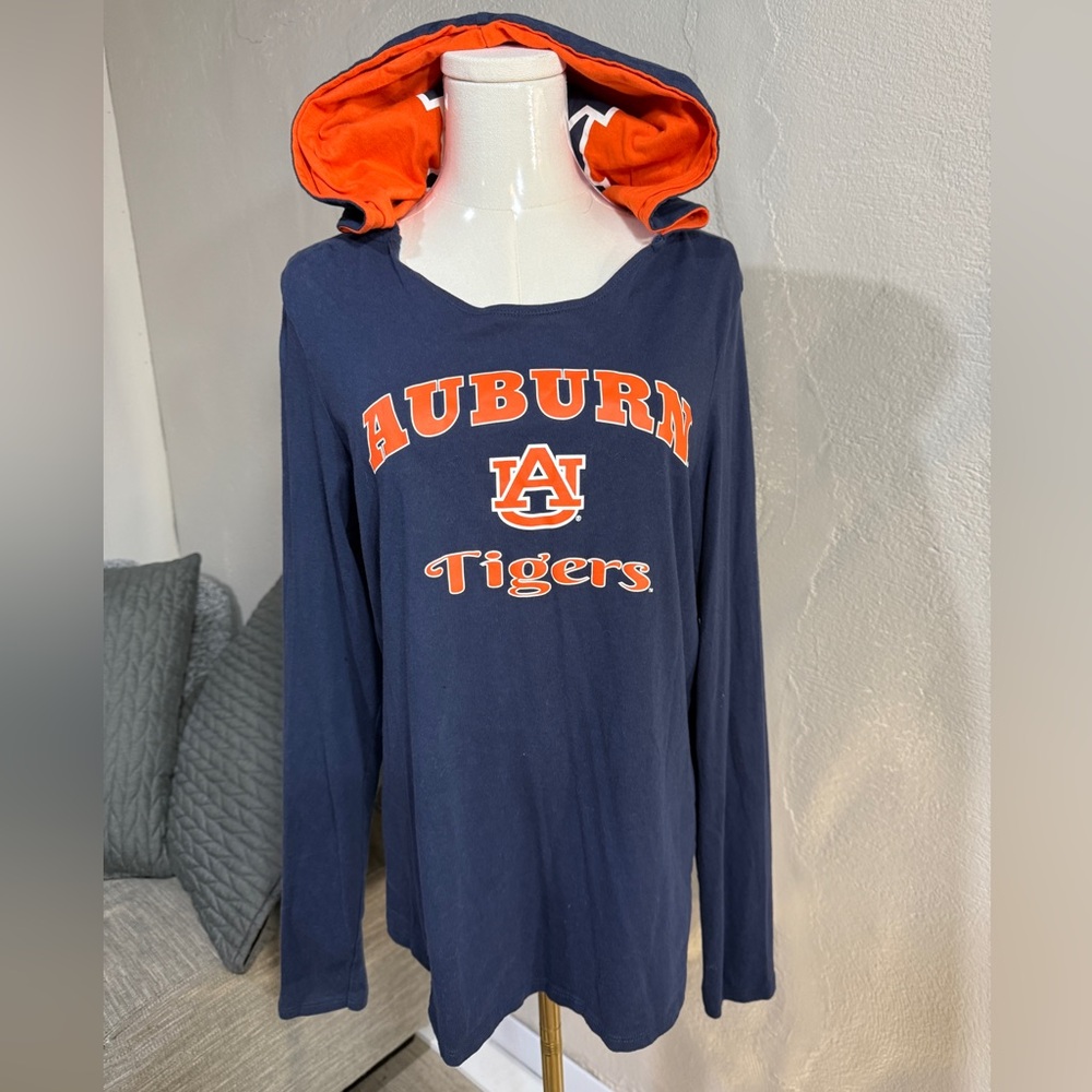 Auburn Tigers Hooded Long Sleeve Tee Women’s Large Colosseum NCAA